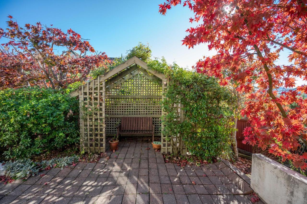 Rose On The Bay - Akaroa Holiday Home Exterior foto